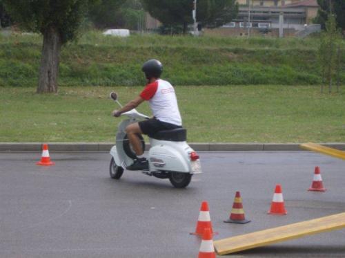 gimkanaempoli1609078