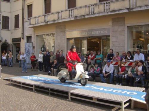 pontederavespaincostume0205200961