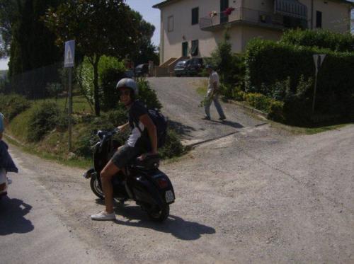 radunogambassi2806200921