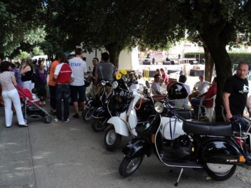 05-Vespa, Gelato e Brioche San Pancrazio (04.07.2010)
