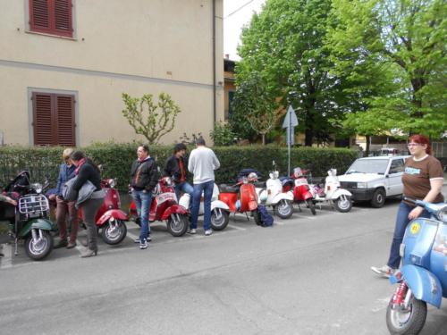 GRIGLIATA  MONTE SERRA  25  APRILE  2013 005